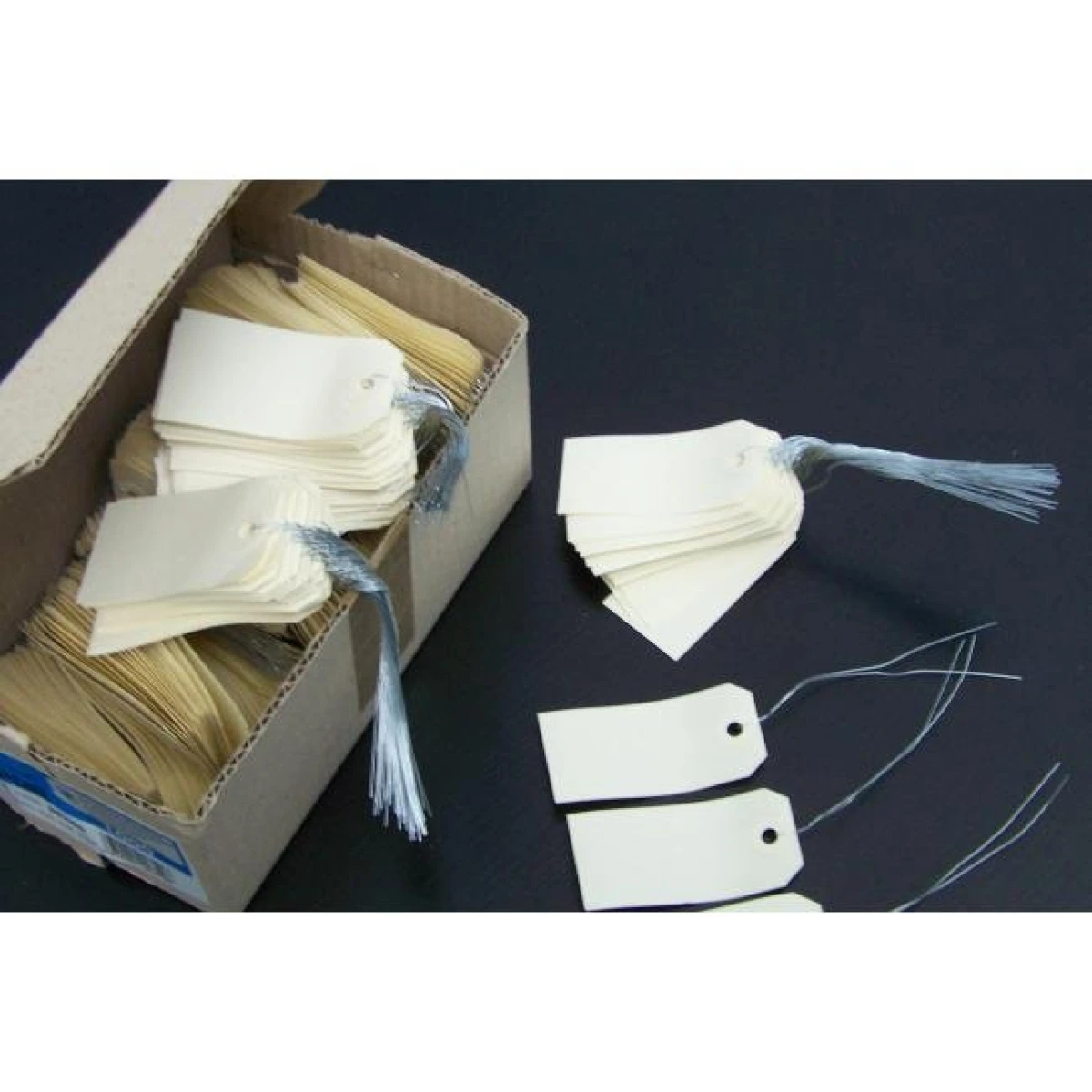 Identifikačný štítok s 30cm drôtikom 120x57mm APLI 1000ks 